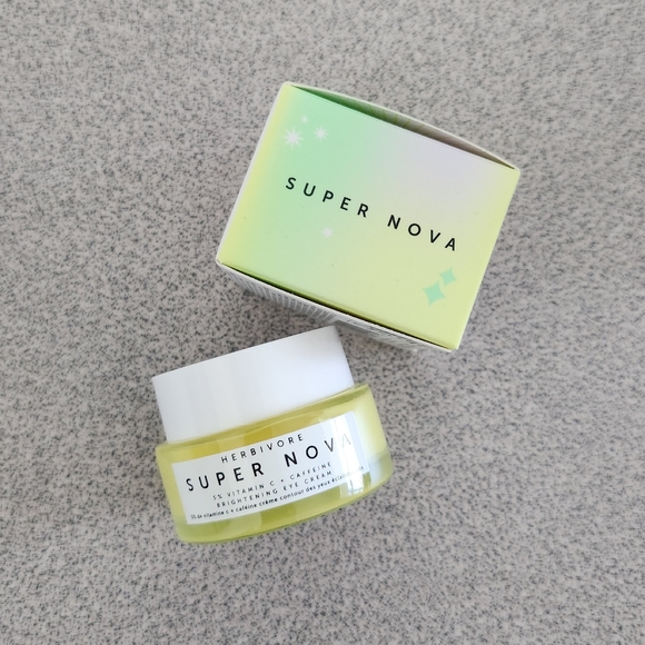 ✨NEW✨ Herbivore SUPER NOVA 5% Vitamin C + Caffeine Brightening Eye Cream - Picture 3 of 9